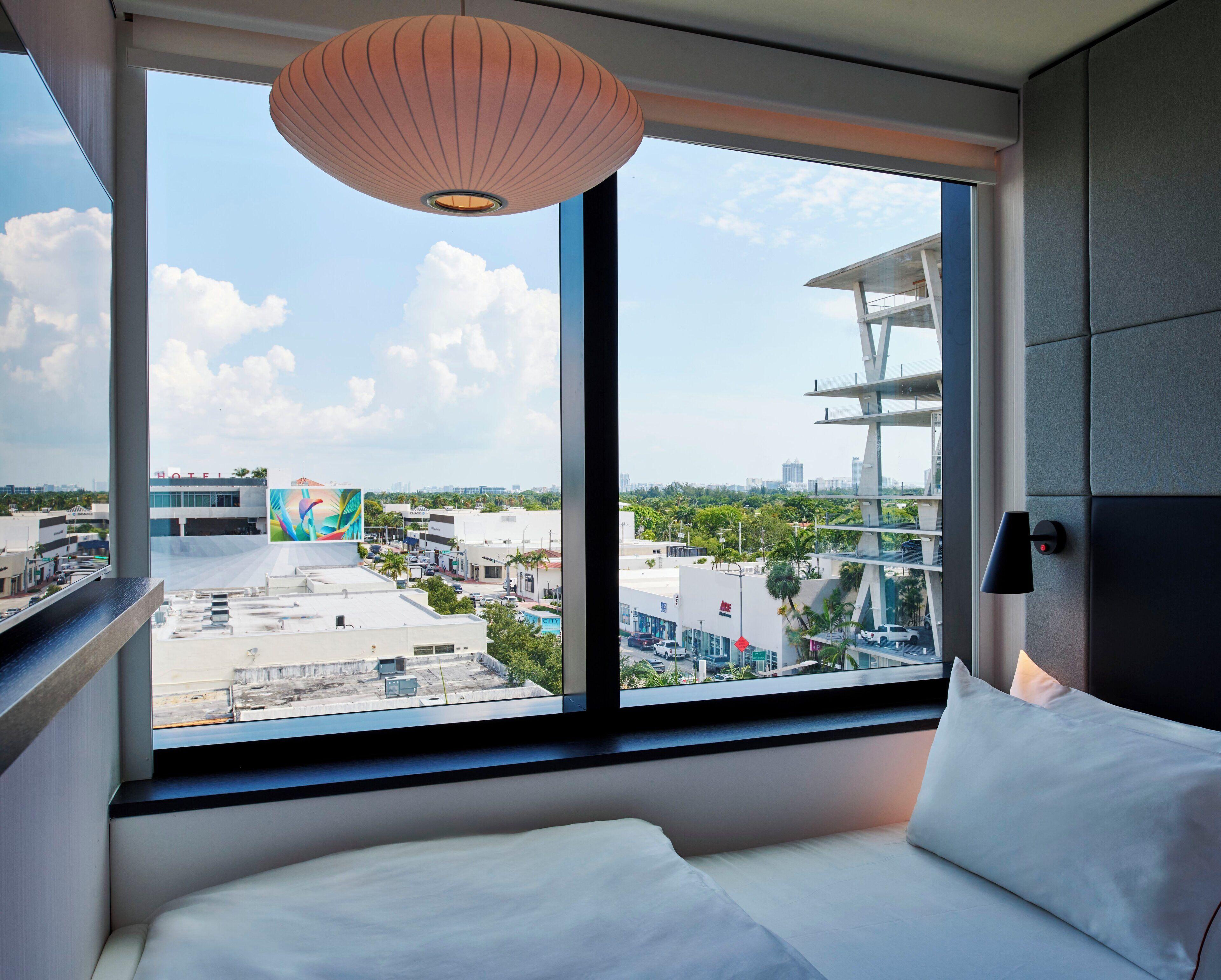 CitizenM Miami South Beach | Rooftop Pool & Art Deco Style
